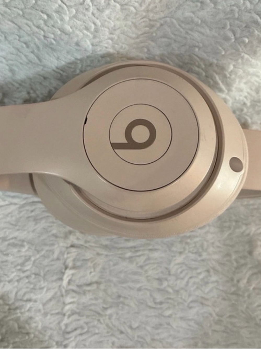 Beats Studio Pro x Kim Kardashian Bluetooth Noise Cancelling Headphones - - Picture 12 of 13